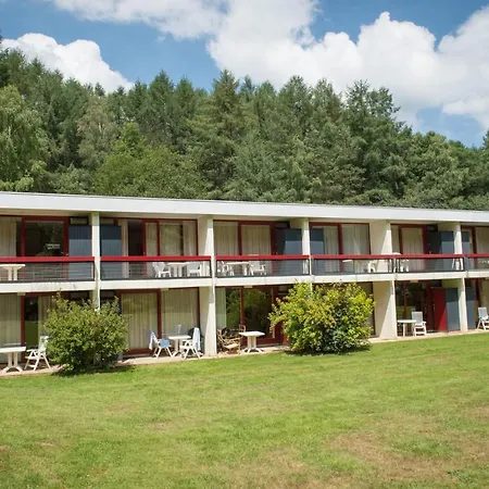 دومين لونغ بري